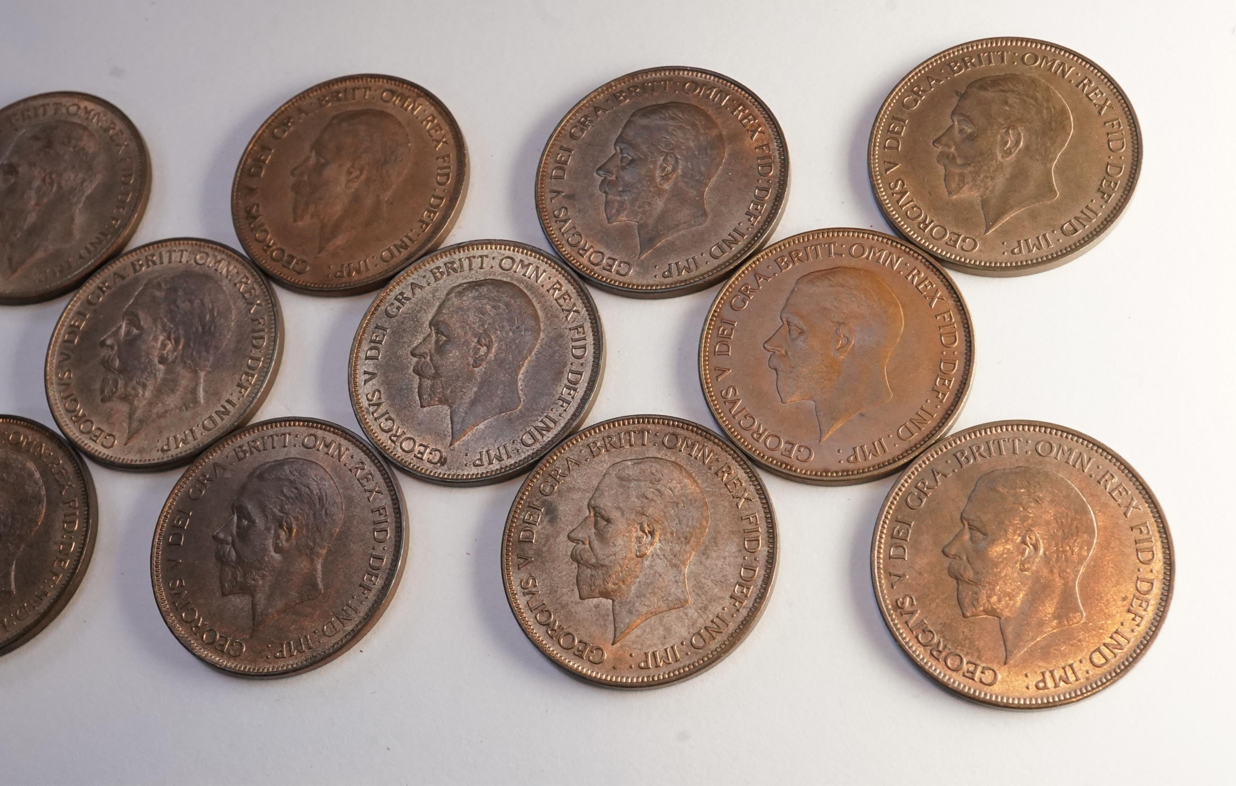 British coins, George V, a date set of thirteen bronze pennies; 1920-1936, excludes 1923, 1924, 1925, 1926 ‘modified head’ and 1933 pennies, good VF to UNC, the majority with lustre, 1934 with original brown toning